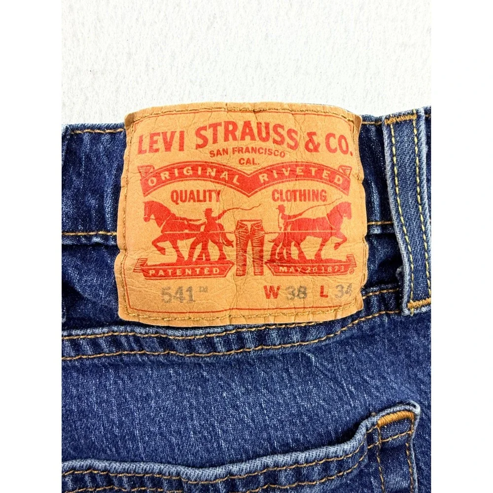 Levi Strauss 541 Athletic Taper Jeans Mens 38x34 Medium Wash Blue 18181-0642